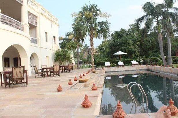 Nadesar Palace.jpg